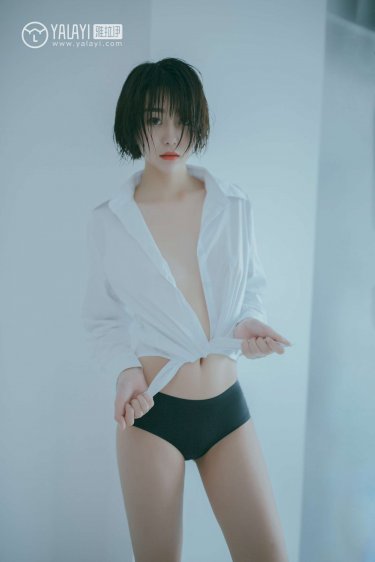 女生搞鸡